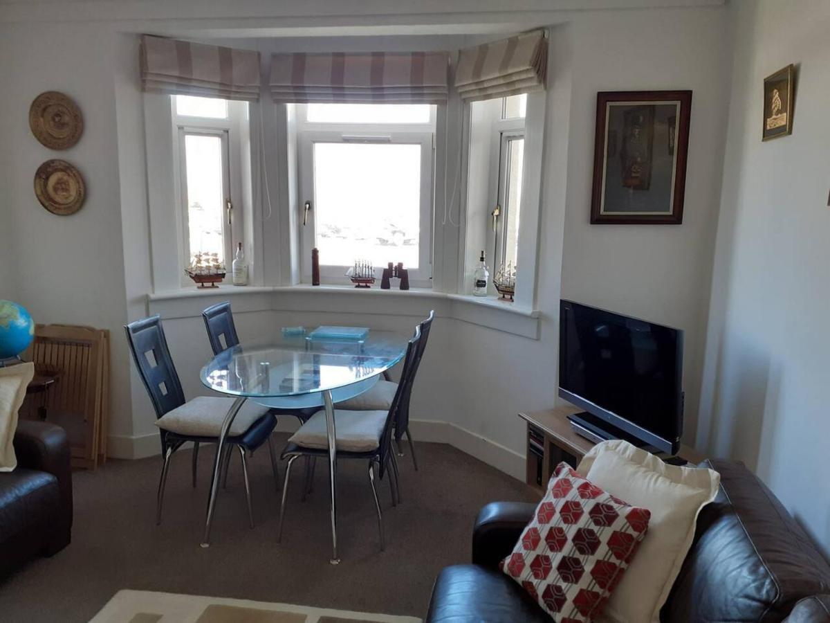 Marina View Lovely Upper 3 Bedroom Apartment Troon Eksteriør bilde